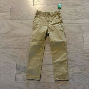 NWT Gap Kids boys khakis size 6 slim